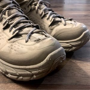 Hoka One One M Tor Ultra Hi